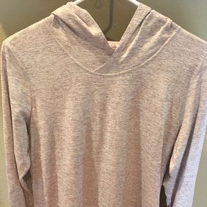 Worn once! Nike hooded pullover.